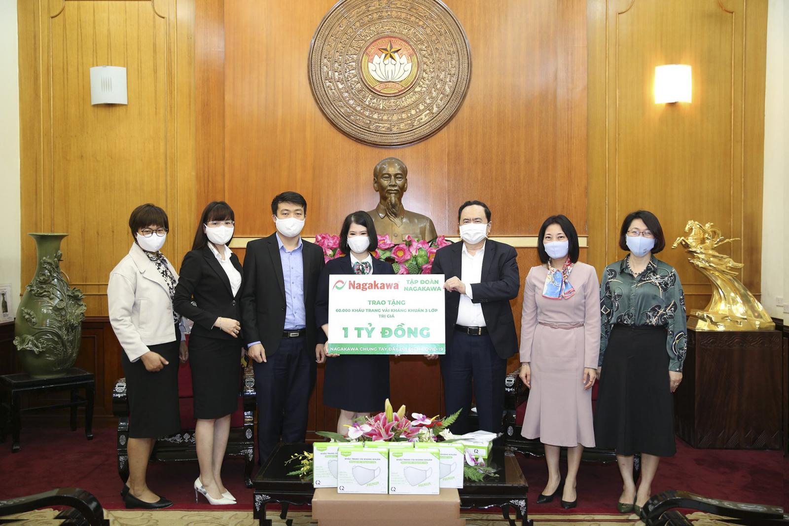 Tập đoàn Nagakawa ủng hộ 60.000 khẩu trang vải kháng khuẩn 3 lớp trị giá 1 tỷ đồng phòng, chống dịch Covid-19